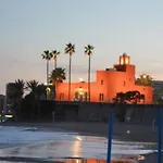 The Salamadras דירה *